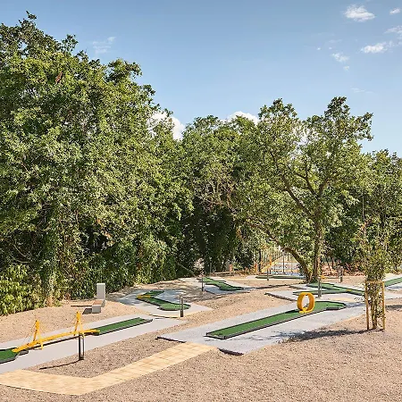 Vakantiepark Aminess Style Atea Glamping & Homes Njivice